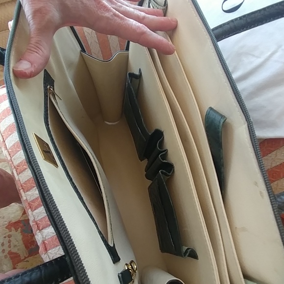 ALGO GREEN LEATHER BAG - Picture 3 of 8